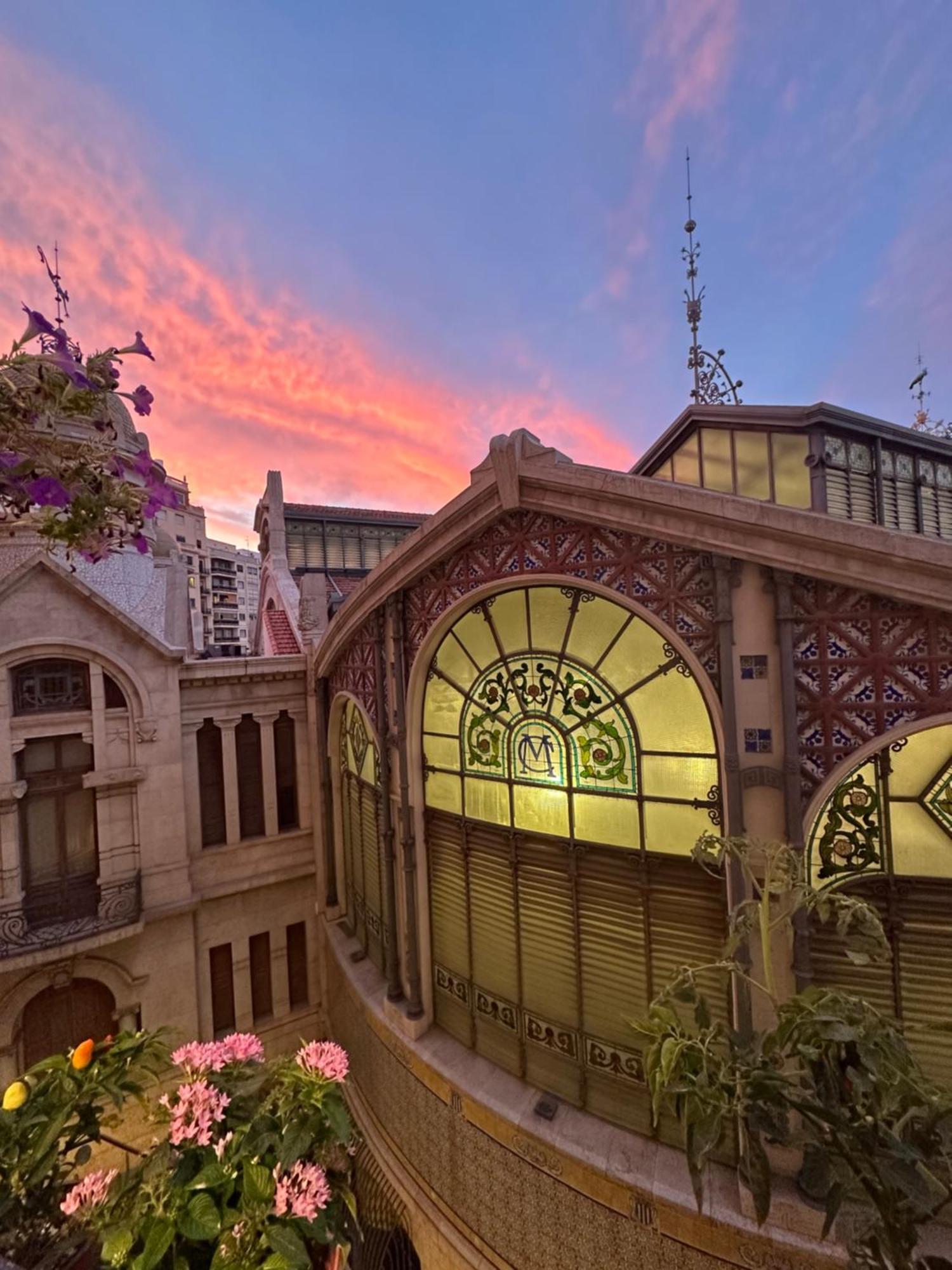 Mirador 1 Del Mercado Central - Habitacion Con Bano Privado En El Centro De La Ciudad Vella Valencia Exterior foto