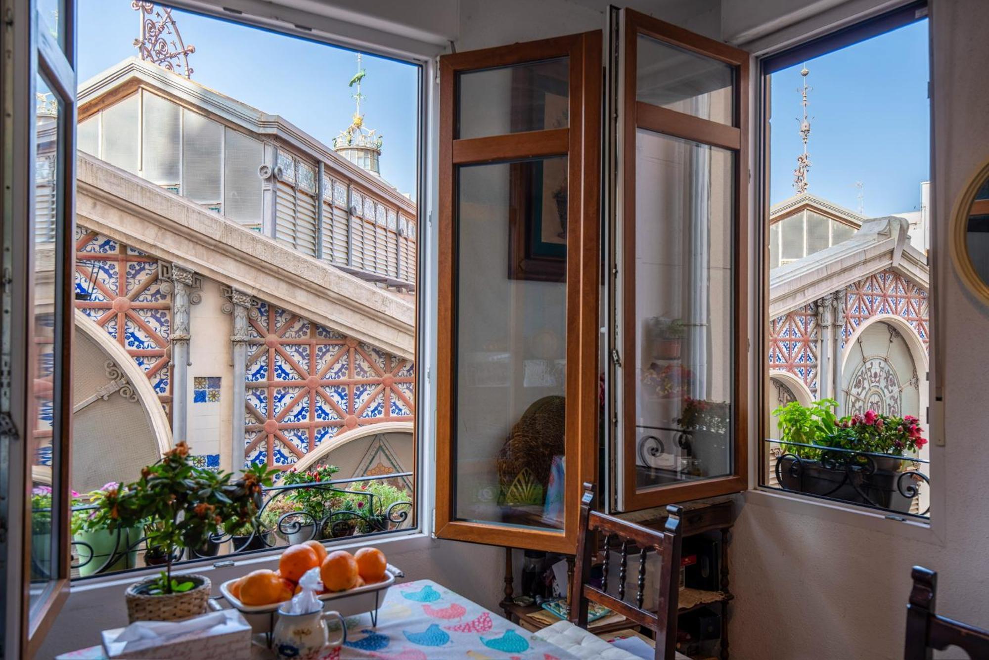 Mirador 1 Del Mercado Central - Habitacion Con Bano Privado En El Centro De La Ciudad Vella Valencia Exterior foto